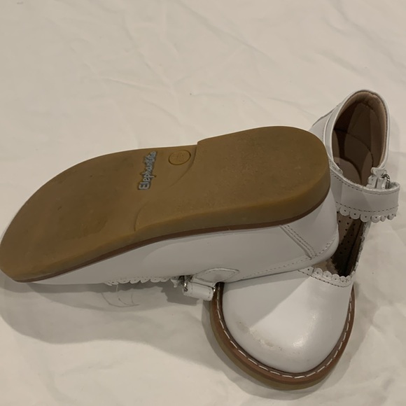 Little girls shoes - Picture 3 of 3